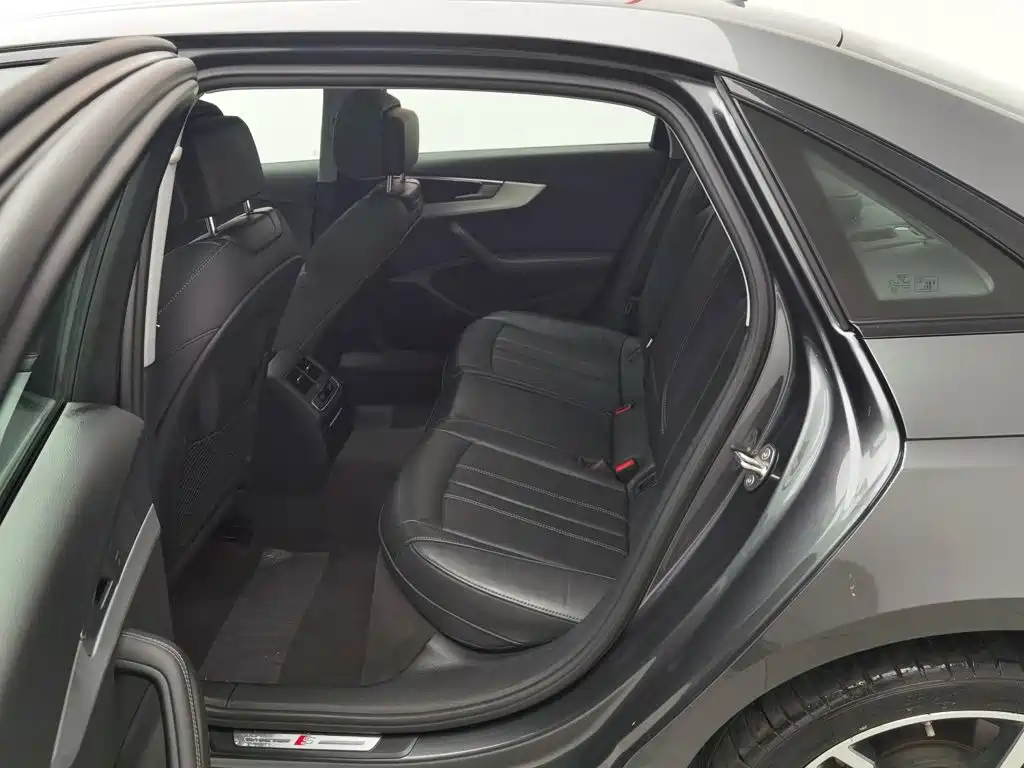 Audi A4L, миниатюра 15