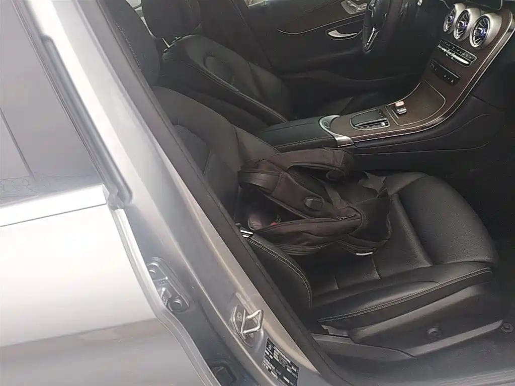 Mercedes-Benz GLC 2022 GLC 300 L 4MATIC Dynamic Collector's Edition фото 24