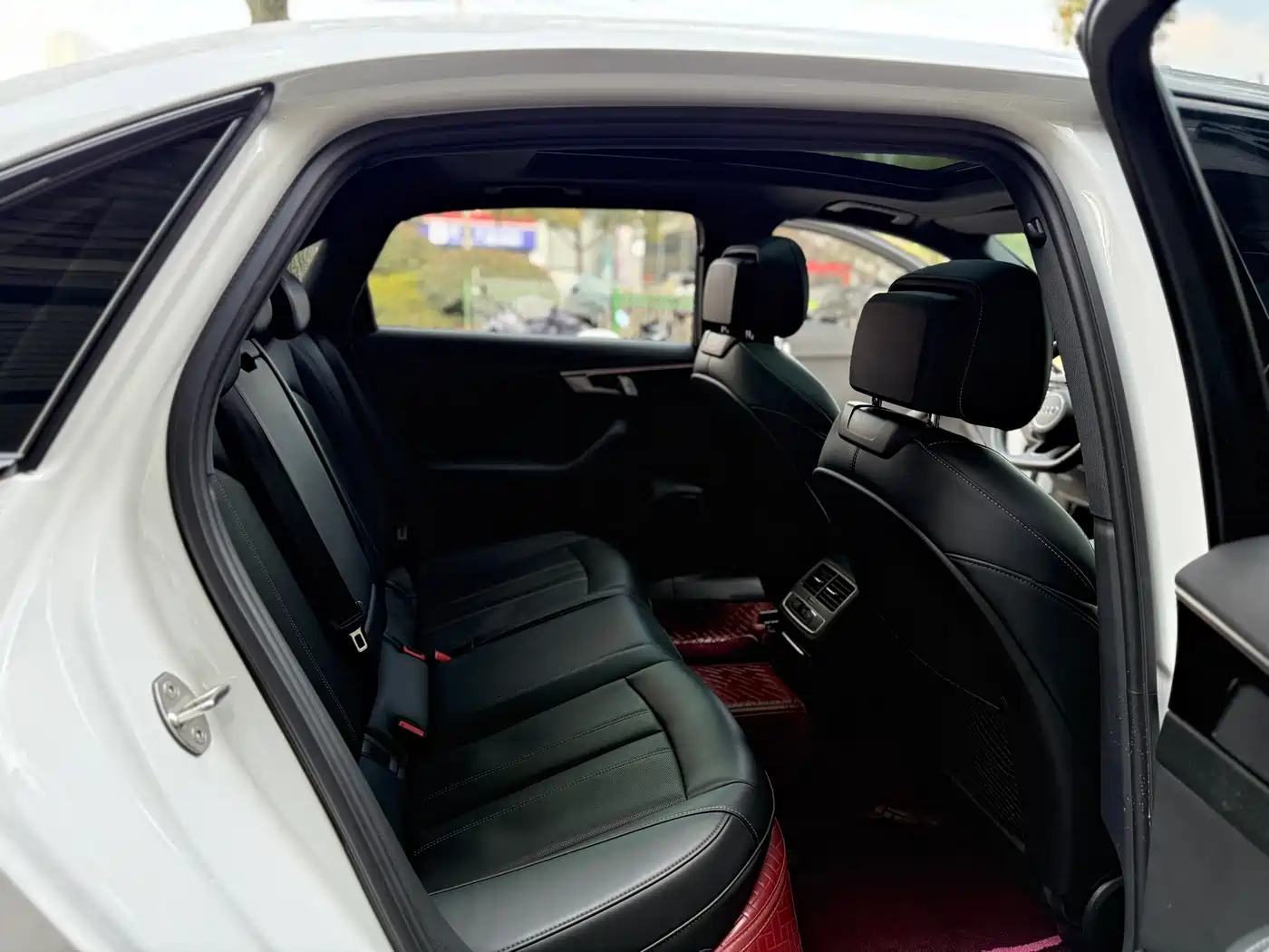Audi A4L 2024 40 TFSI Luxury Dynamic фото 6