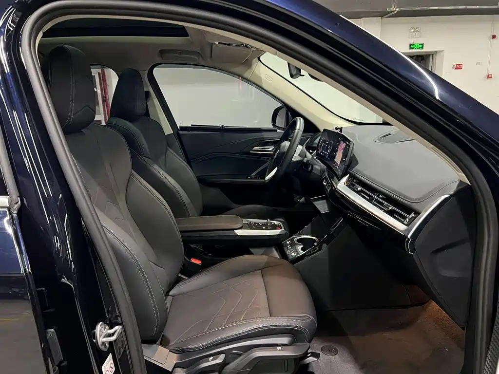 BMW X1 2023 sDrive20Li X Design Package фото 21