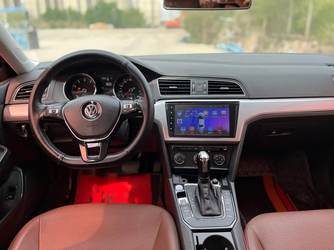 Volkswagen Lamando 2017 230TSI DSG Trend Edition фото 12