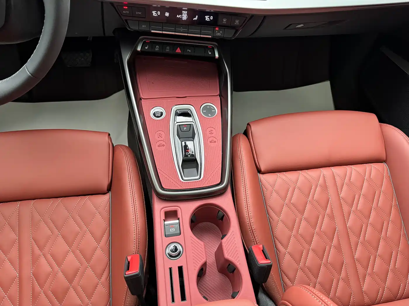 Audi A3 2025 Sportback 35TFSI Flying Premium фото 20