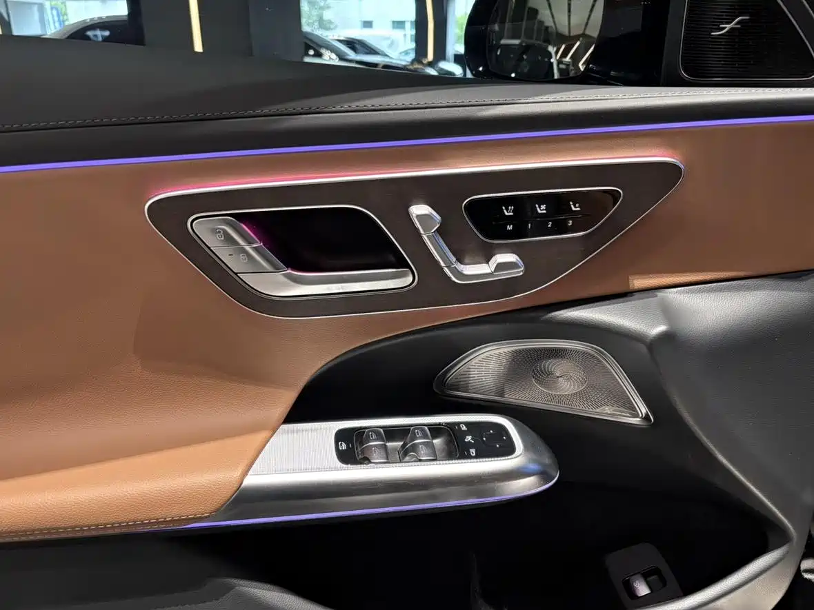Mercedes-Benz E-Class 2025 Facelift E 300 L Luxury фото 17