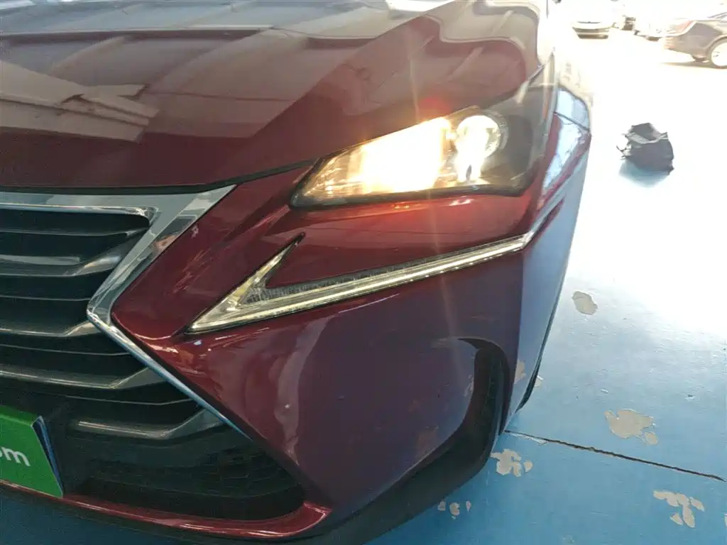 Lexus NX 2017 200 FWD Sharp Edition фото 24
