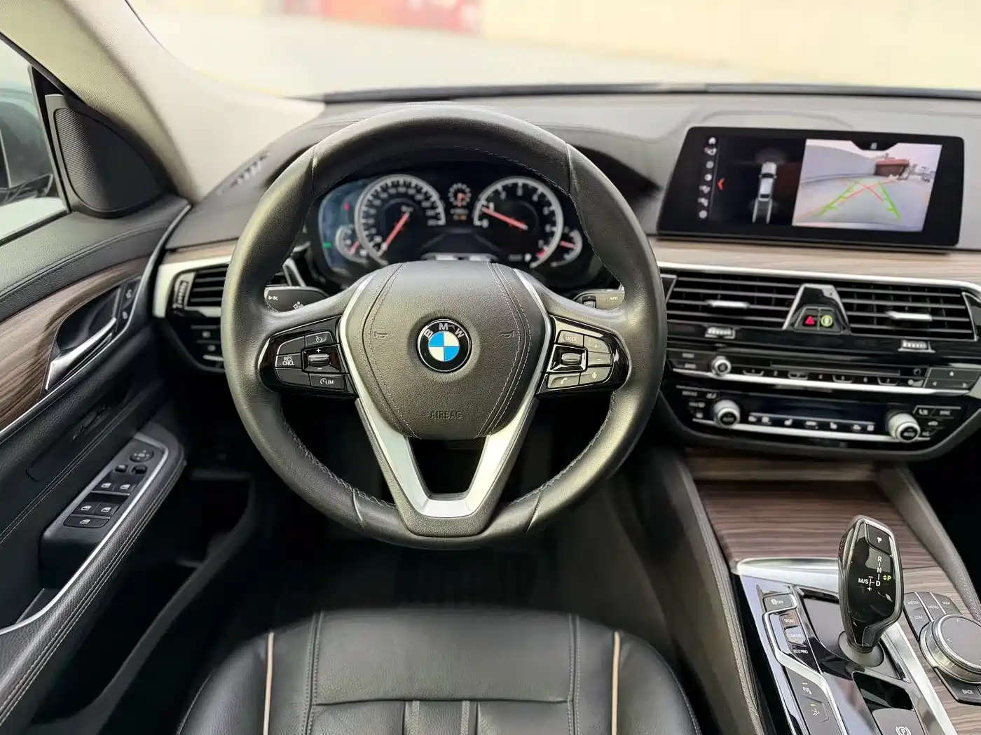 BMW 6 Series GT 2018 630i M Sport Package фото 6