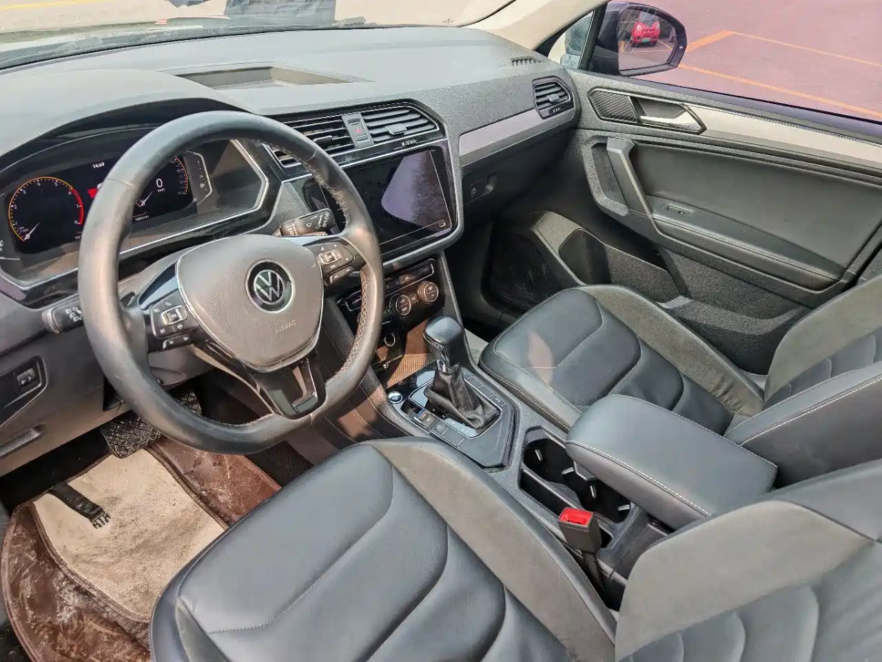 Volkswagen Tiguan L 2021 330TSI Automatic 2WD Smart фото 7
