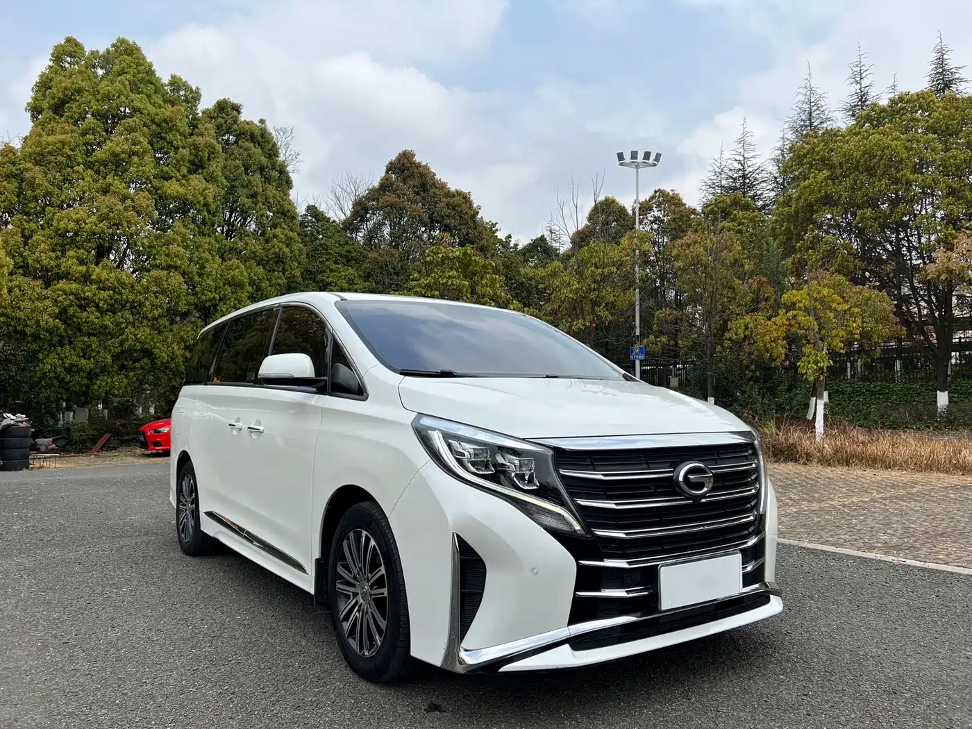 GAC TRUMPCHI M8
