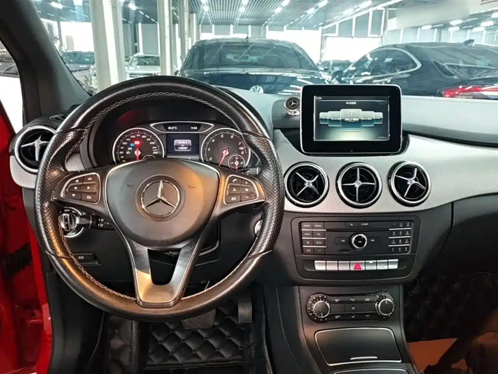 Mercedes-Benz B-Class 2015 B 200 Dynamic фото 10