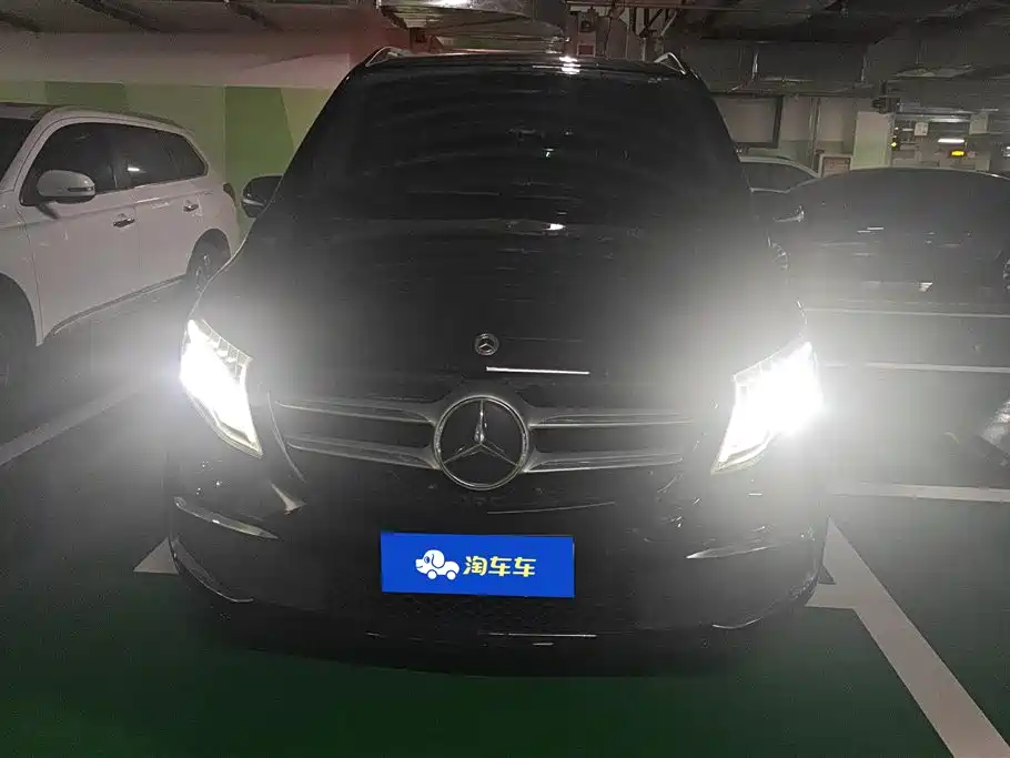 MERCEDES-BENZ V CLASS