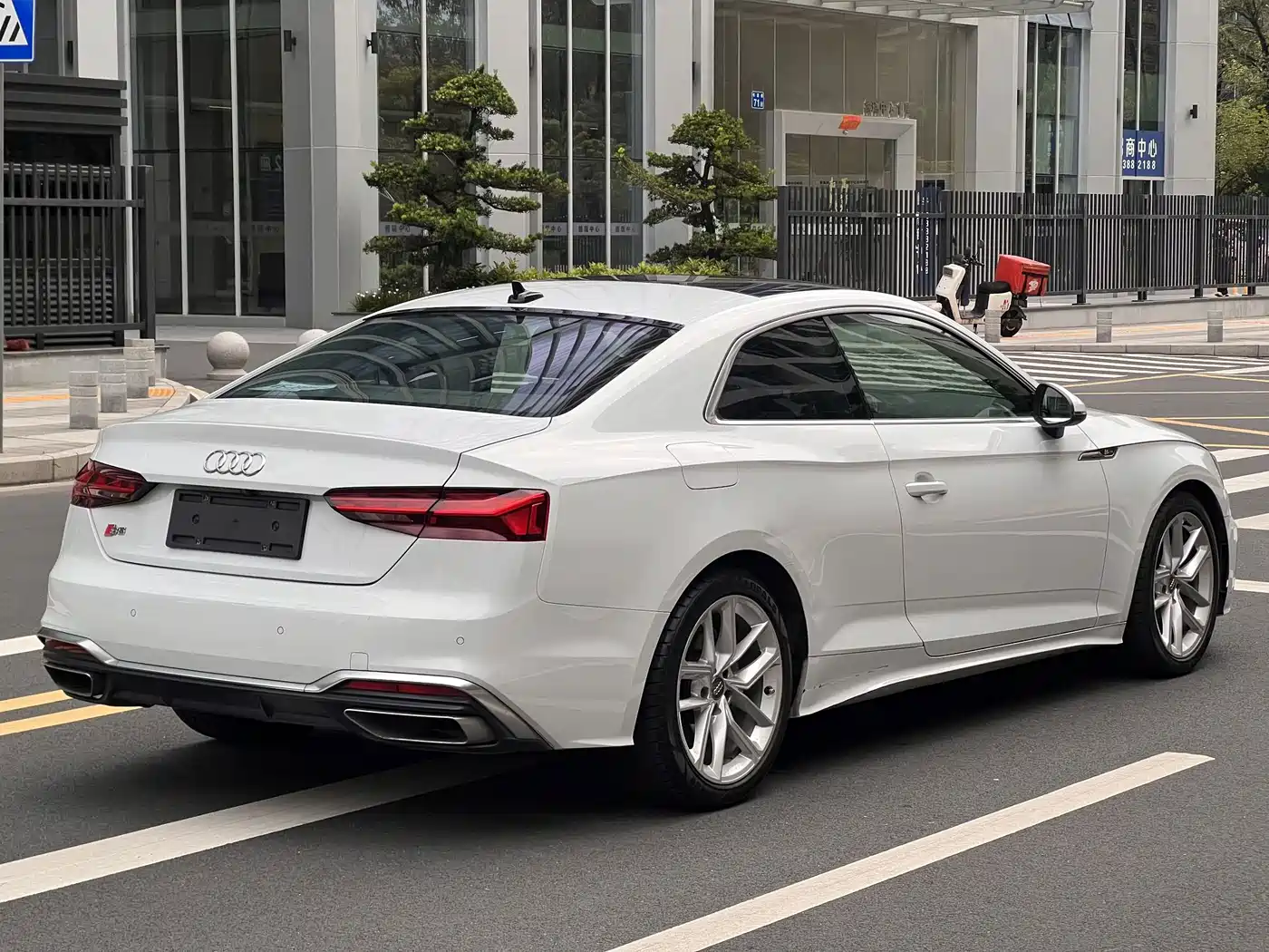 Фото 4 - Audi A5 (Import)