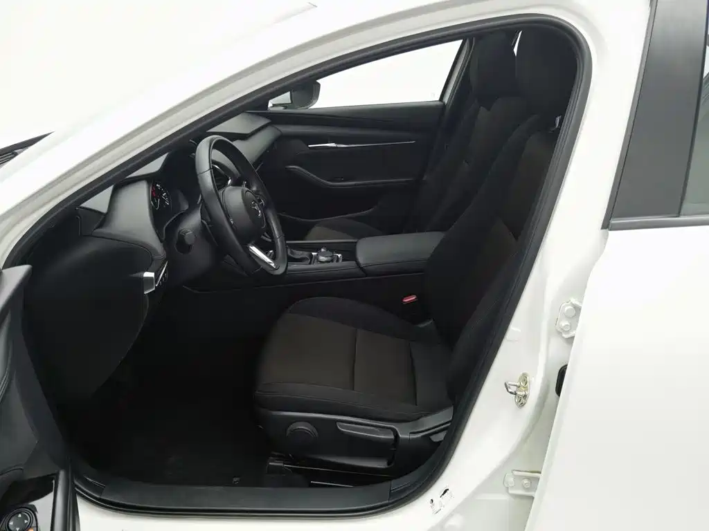 Mazda MAZDA3, миниатюра 10
