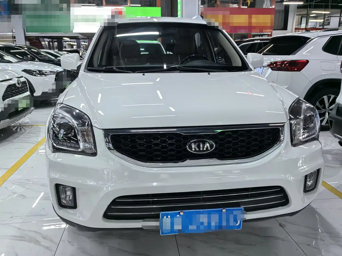 Kia Sportage 2013 2.0L Manual 2WD GL фото 2