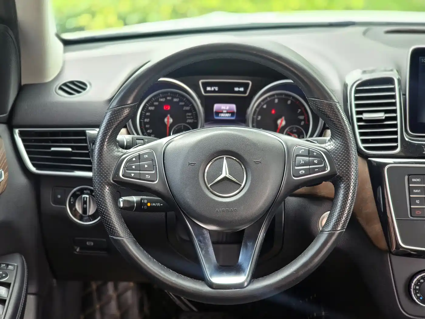 Mercedes-Benz GLE 2015 GLE 400 4MATIC фото 15