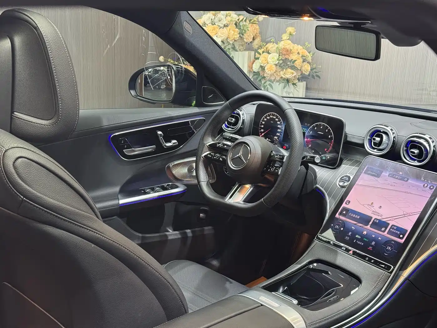 Mercedes-Benz C-Class 2023 Facelift II C 260 L Night Edition фото 10