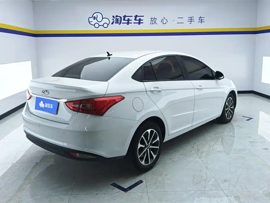 CHERY ARRIZO 5