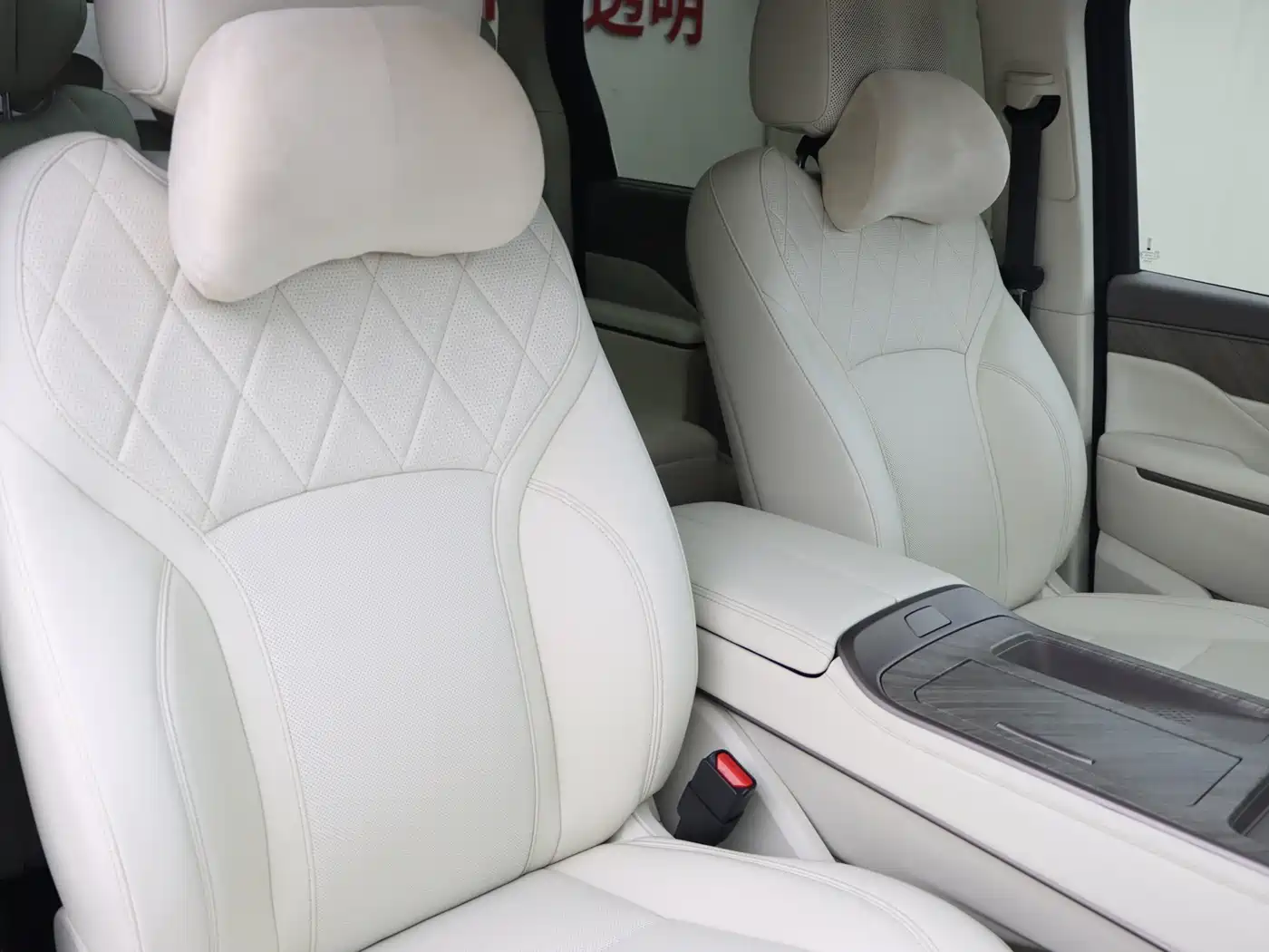 WEY Alpine 2025 2025 AWD Alpine 8