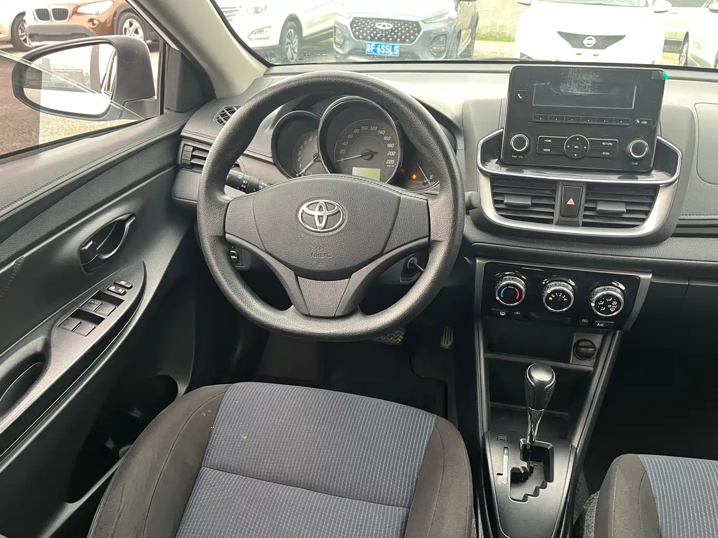 Toyota YARiS L Zhi Xiang 2021 1.5L CVT Leading Edition фото 8
