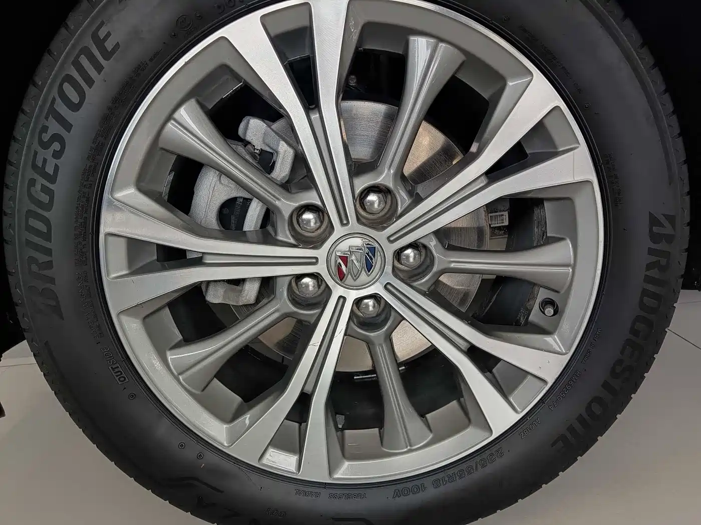 BUICK ANGKEWEI PLUS