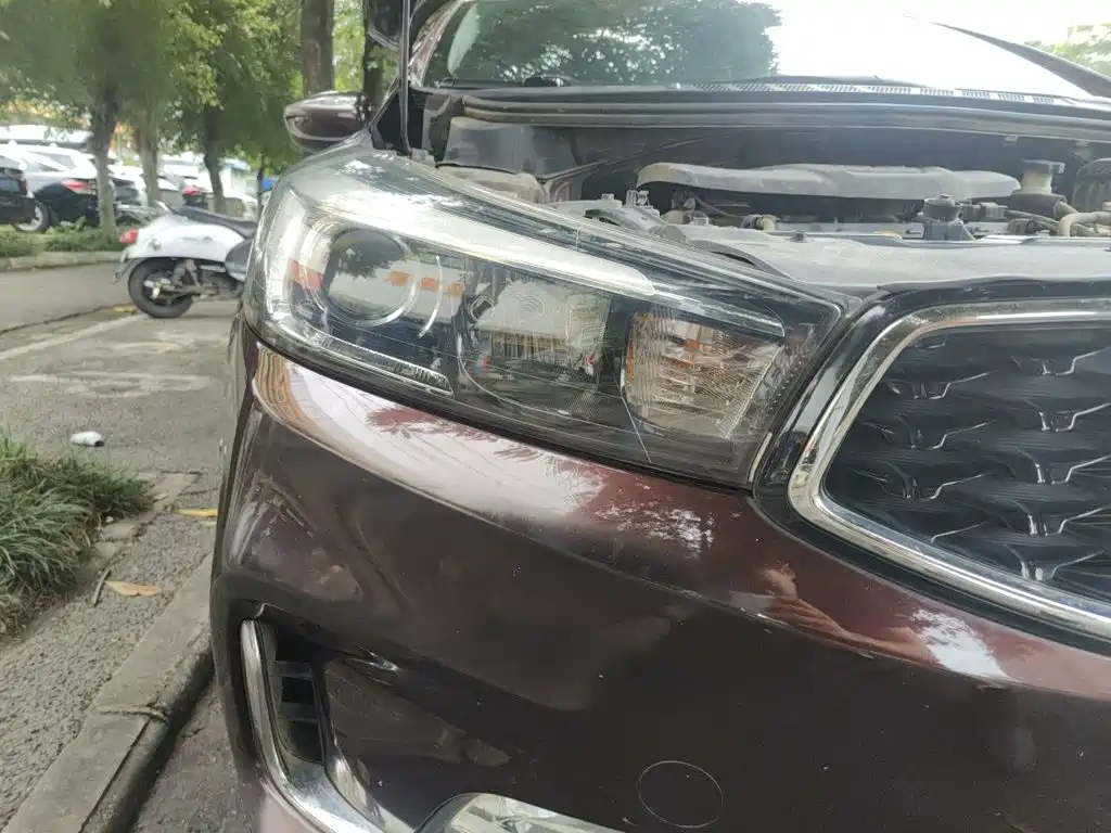 Photo 7 - Kia K3