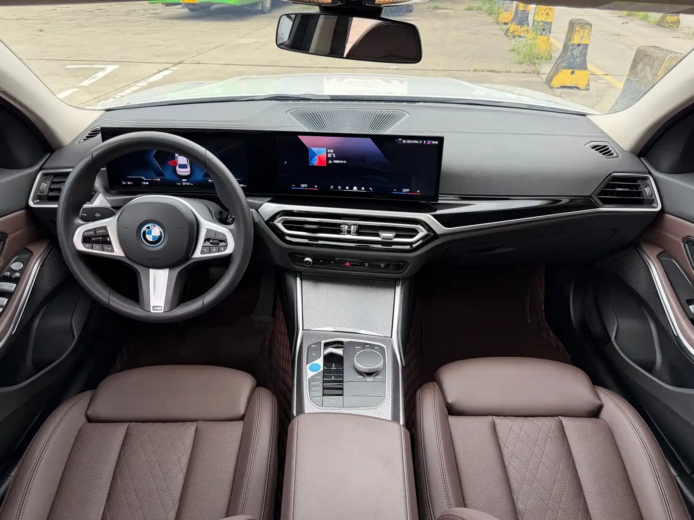 BMW i3 2024 eDrive 40 L Shadow Night Package фото 5