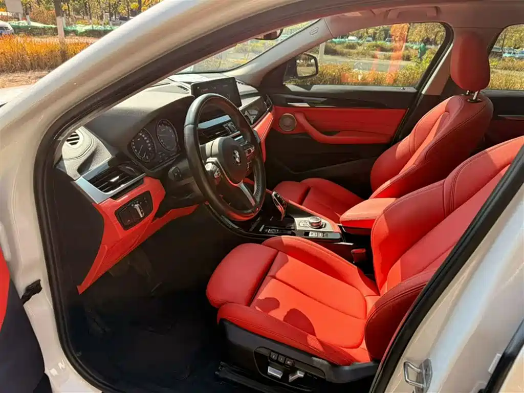 BMW X2 2021 Facelift sDrive25i M Sport Package фото 15