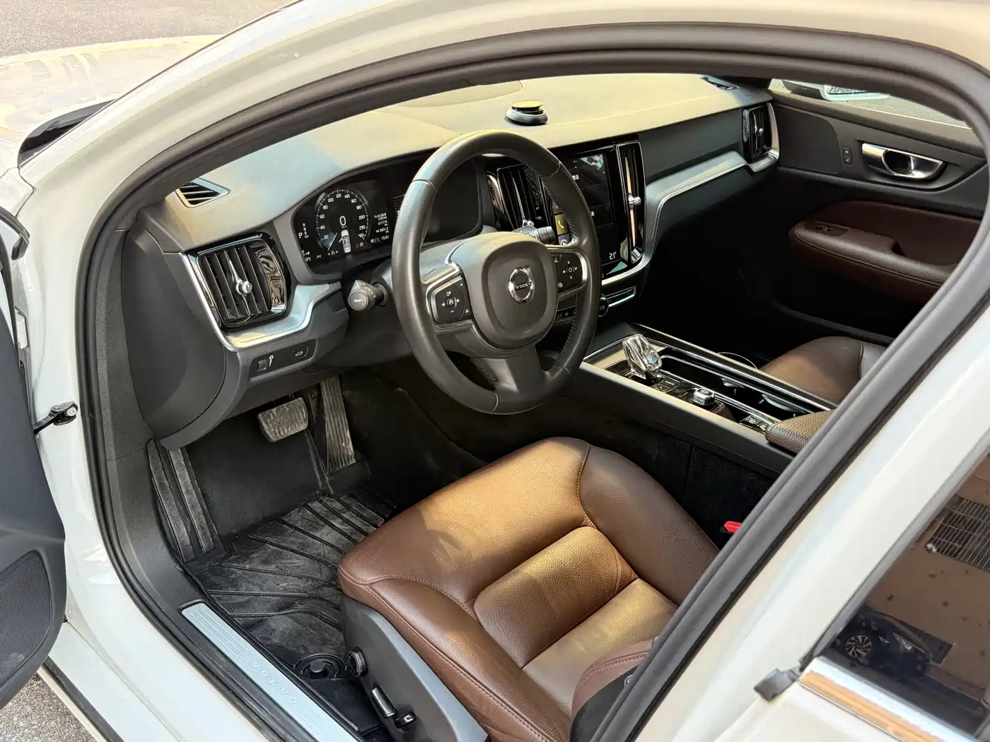 Volvo S60 2022 2022 B4 Smart Comfort Luxury Edition