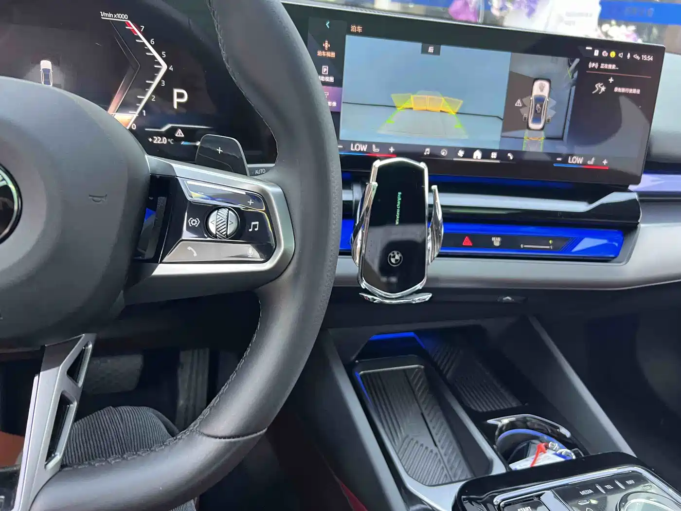 BMW 5 Series 2024 530Li Leading M Sport Package фото 10