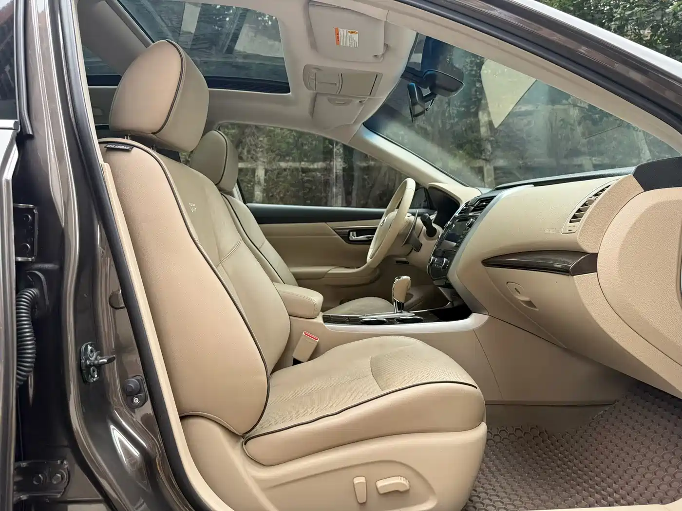 Фото 9 - Nissan Teana