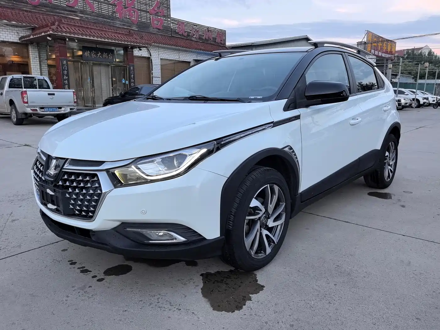 Luxgen U5 SUV 2018 2017 1.6L CVT Celebrity Edition