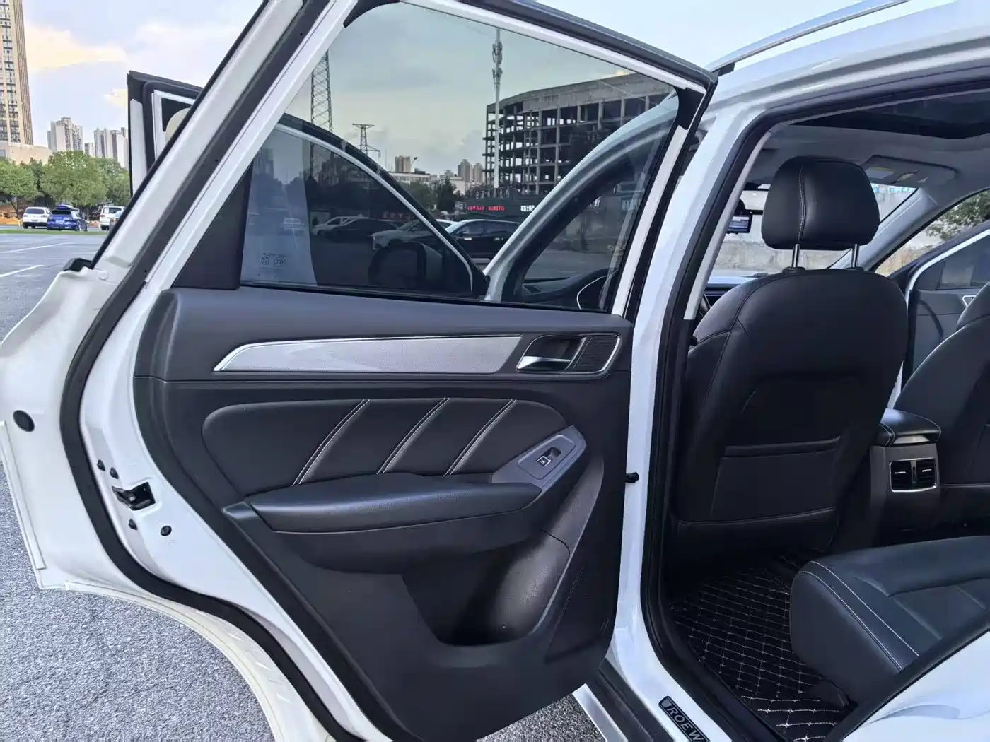 Photo 19 - Roewe RX5