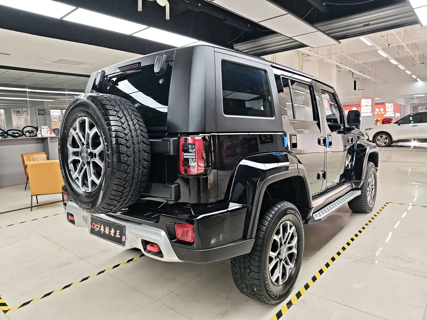 BAIC ORV Beijing Offroad BJ40 2023 2.0T Auto 4WD Urban Hunter Knight Edition фото 7