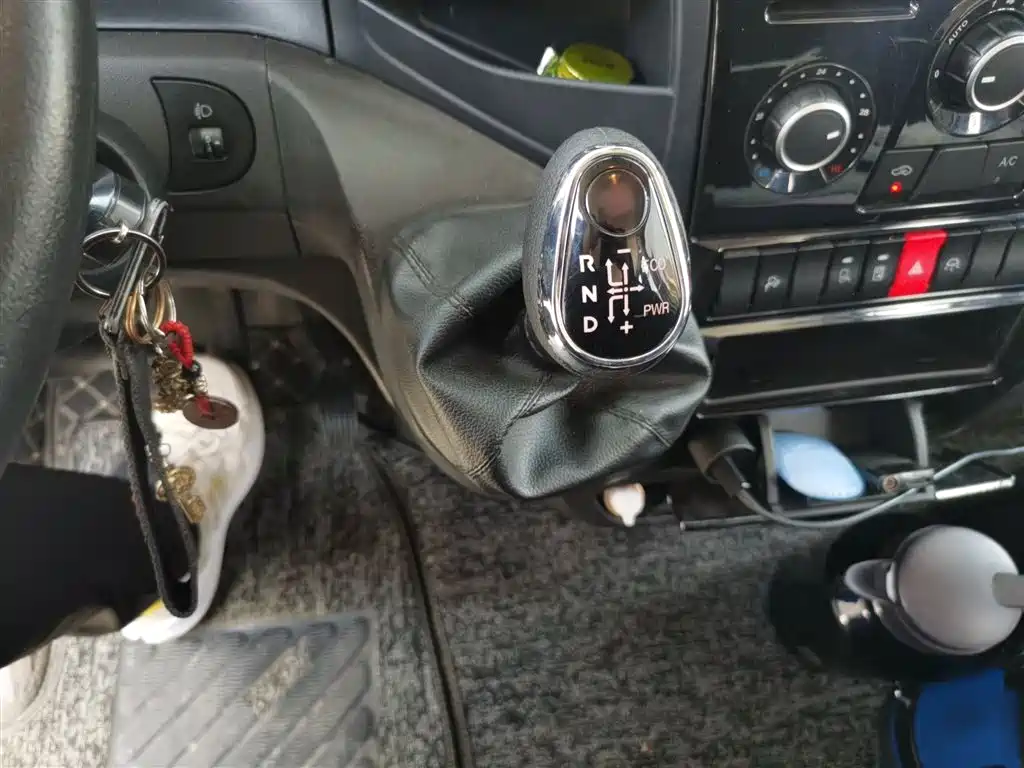 IVECO OU SHENG