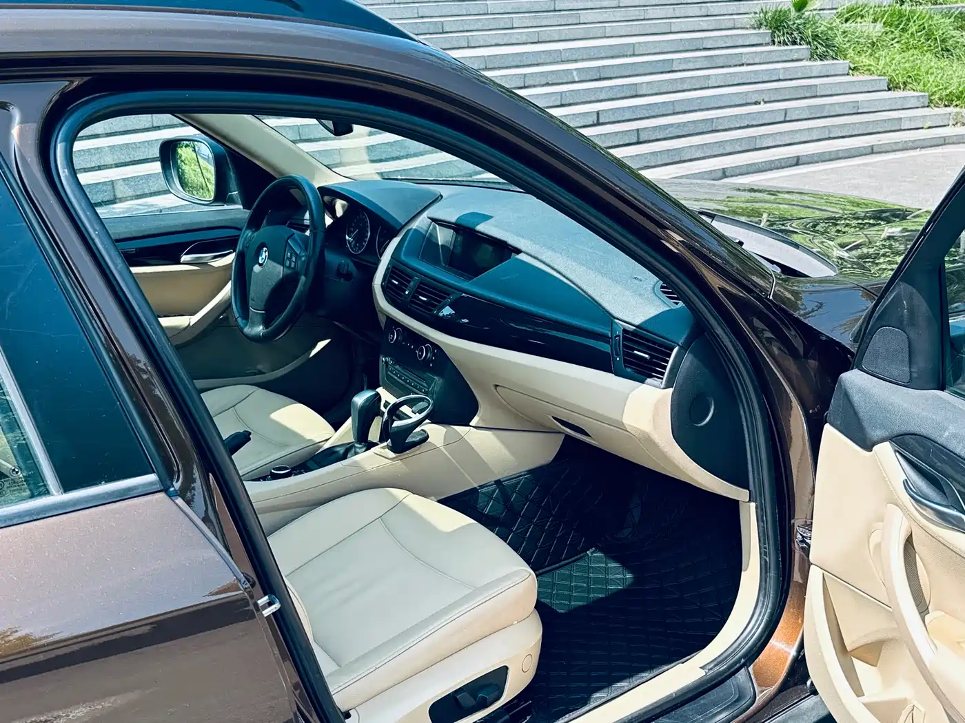 BMW X1 (Import) 2012 sDrive18i Luxury фото 10