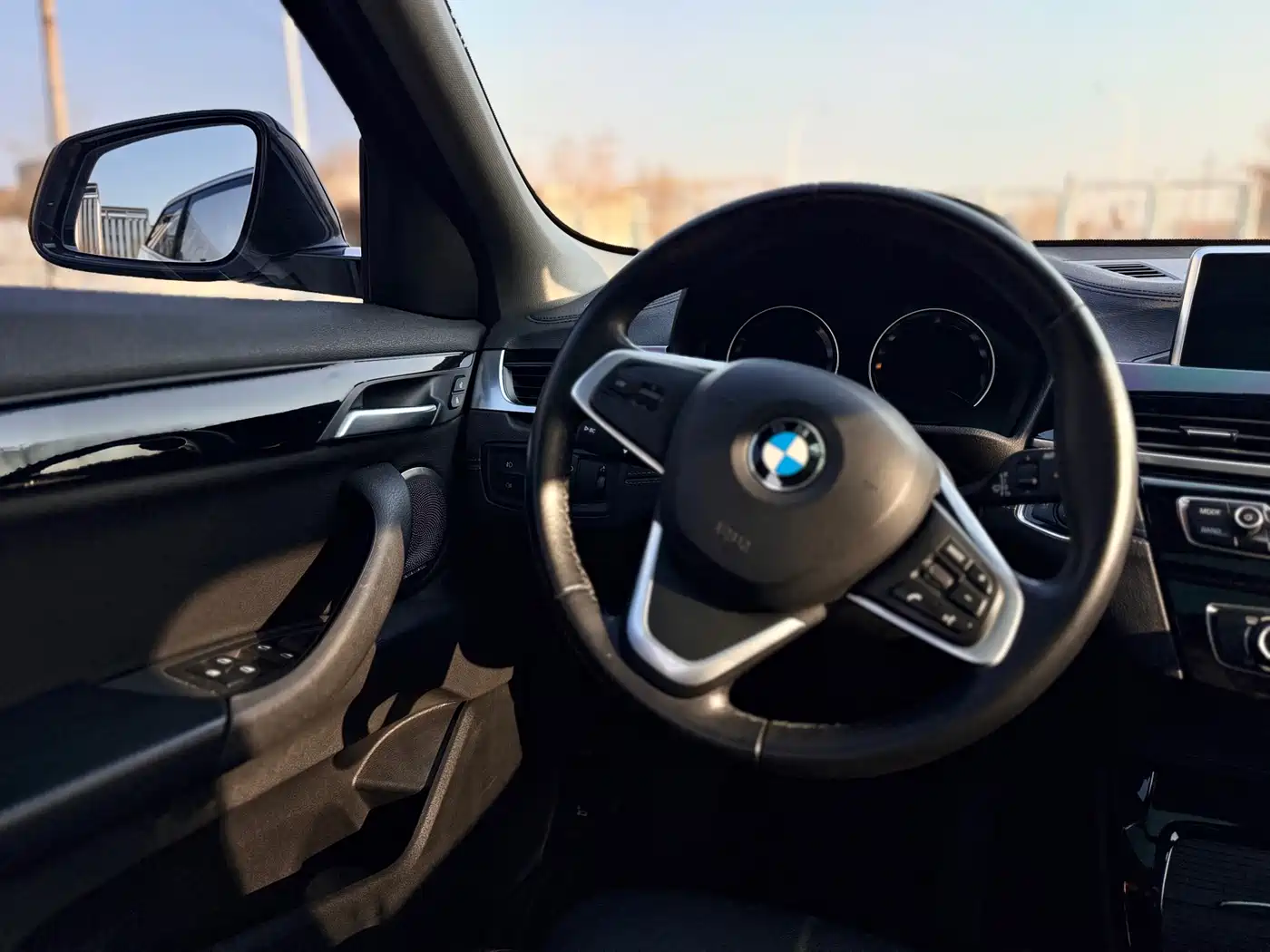 BMW X2 (Import) 2019 sDrive20i M Off-Road Package China VI фото 11