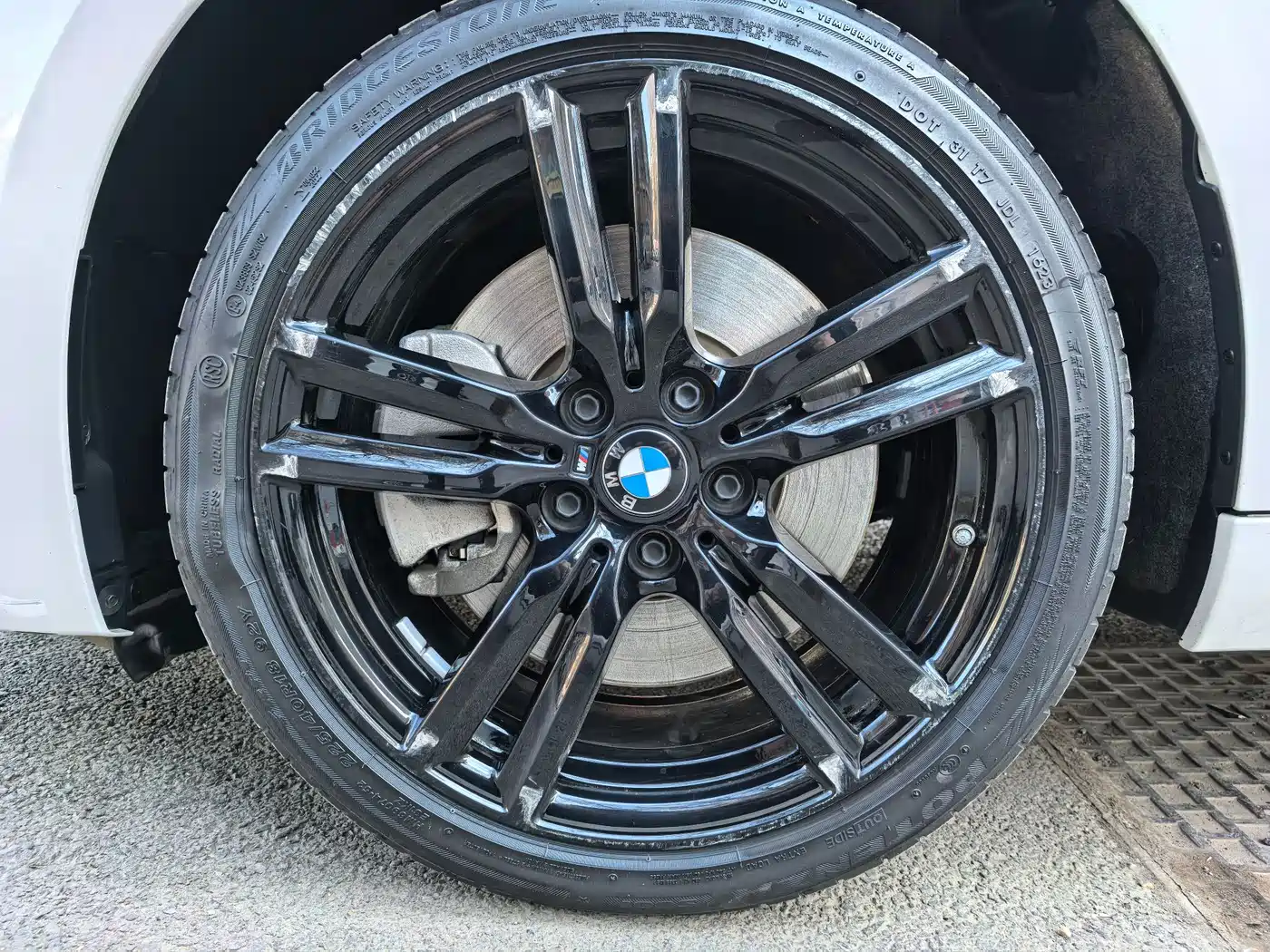 BMW 1 Series 2023 125i M Sport Shadow Edition фото 21