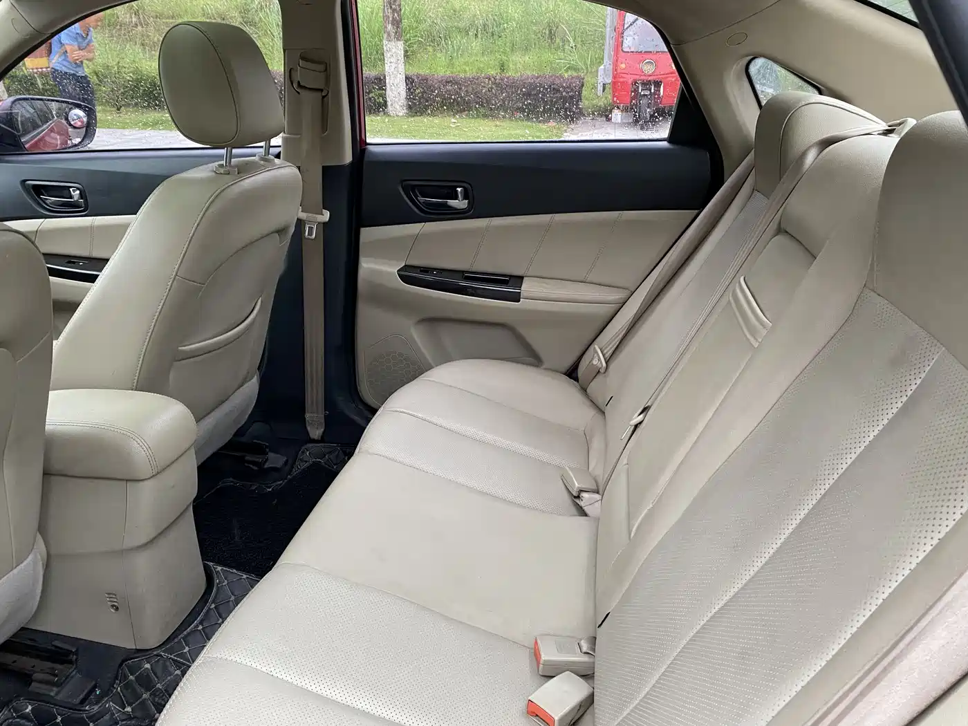 Photo 12 - Changan Eado