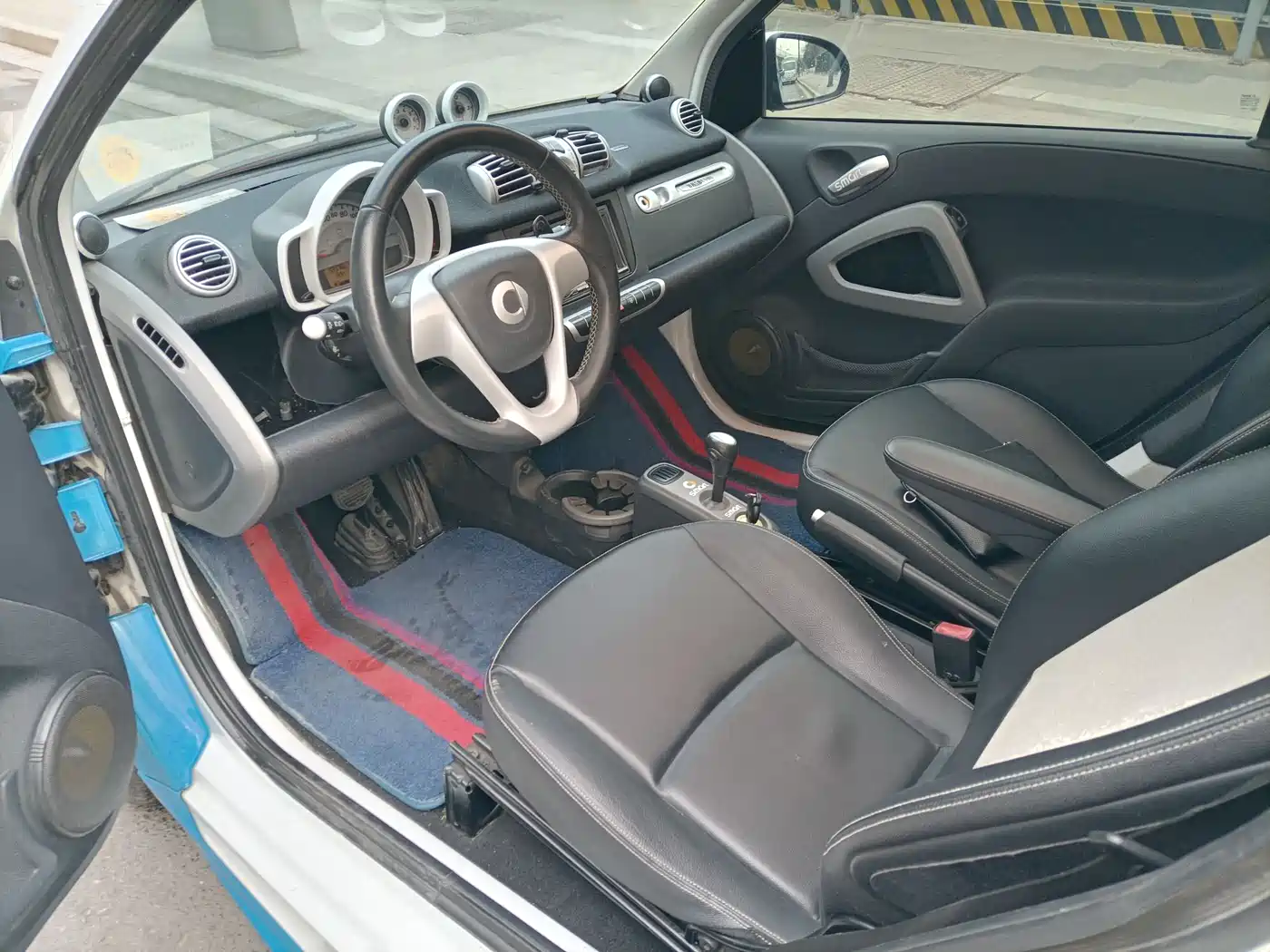 smart fortwo 2013 2012 1.0T Hardtop Passion