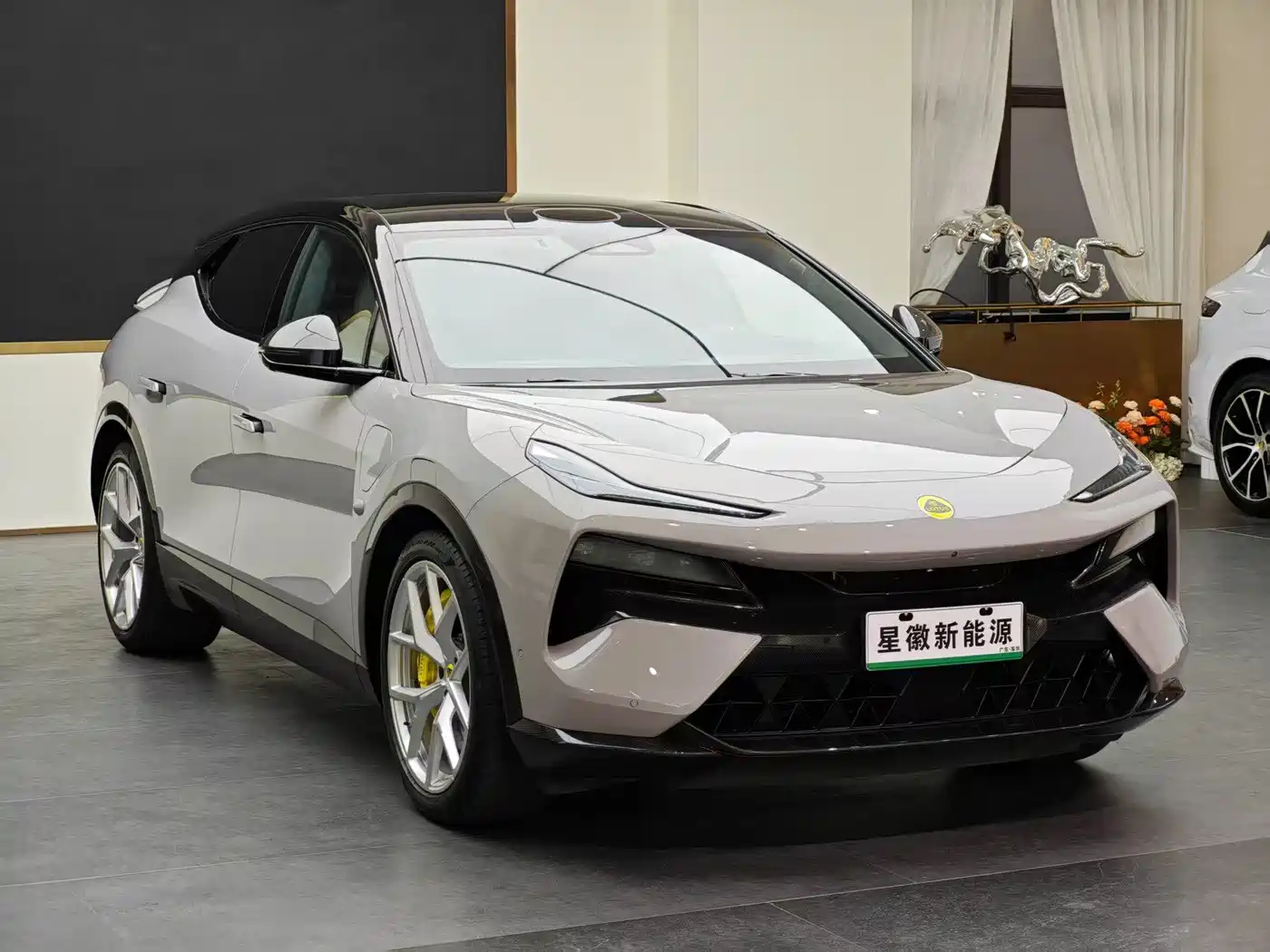 Lotus Cars ELETRE 2023 ELETRE R+ фото 3