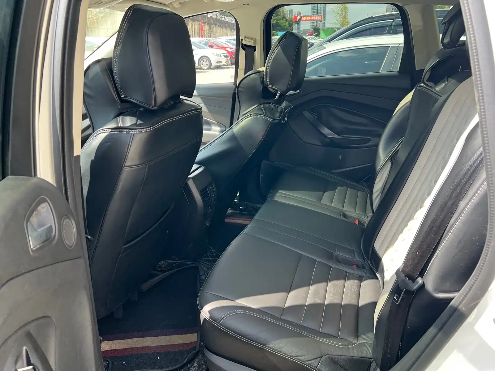 Фото 4 - Ford Kuga