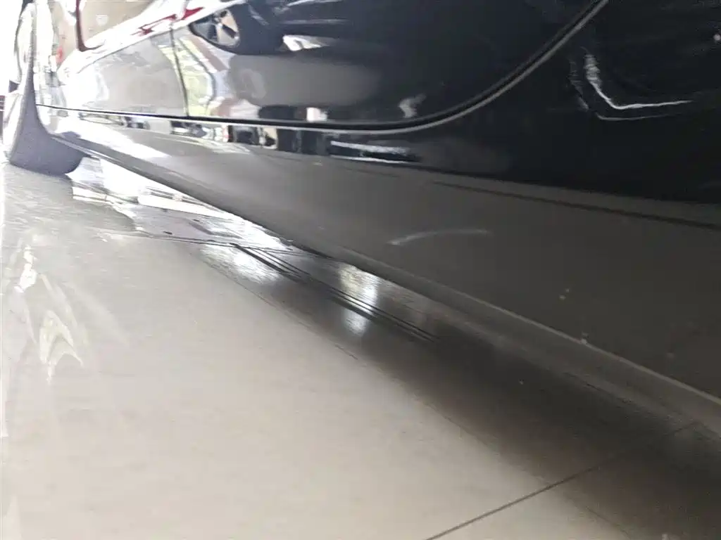 Tesla Model 3 2025 2025 Model Rear-Wheel Drive Edition
