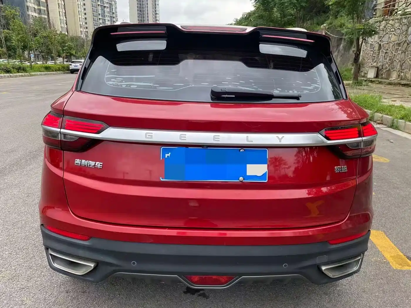 Фото 8 - Geely Coolray