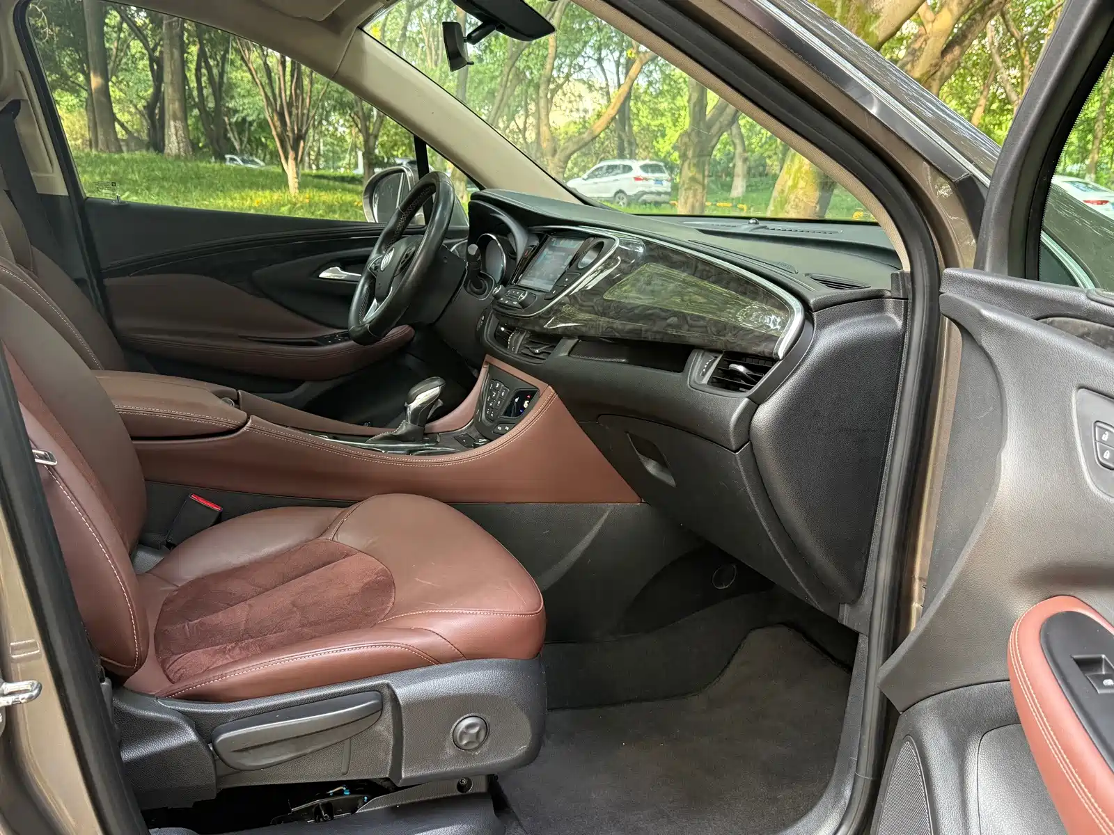 Фото 16 - Buick Envision Plus