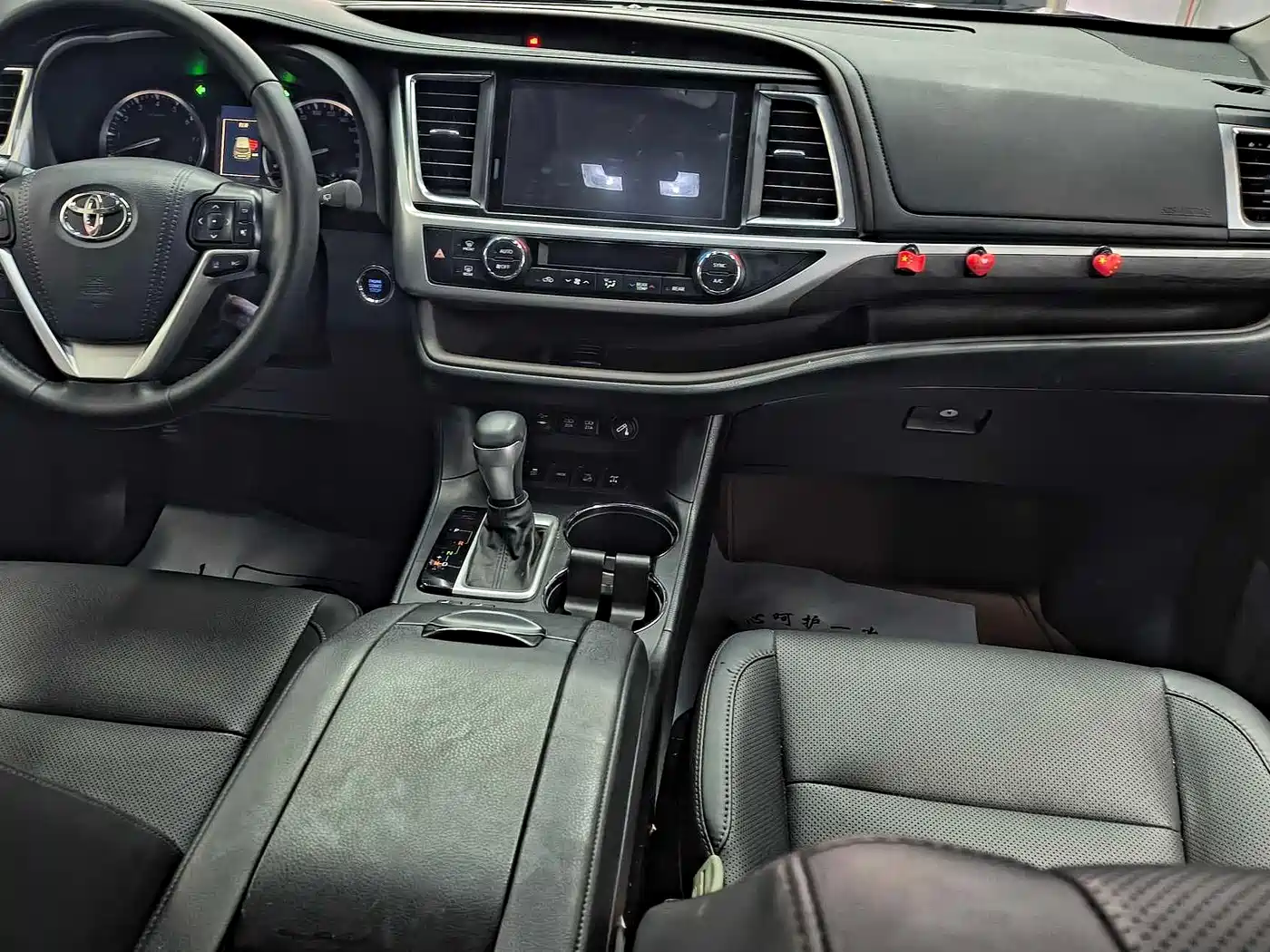 Toyota Highlander 2018 2.0T 4WD Premium 7-seater China VI фото 17