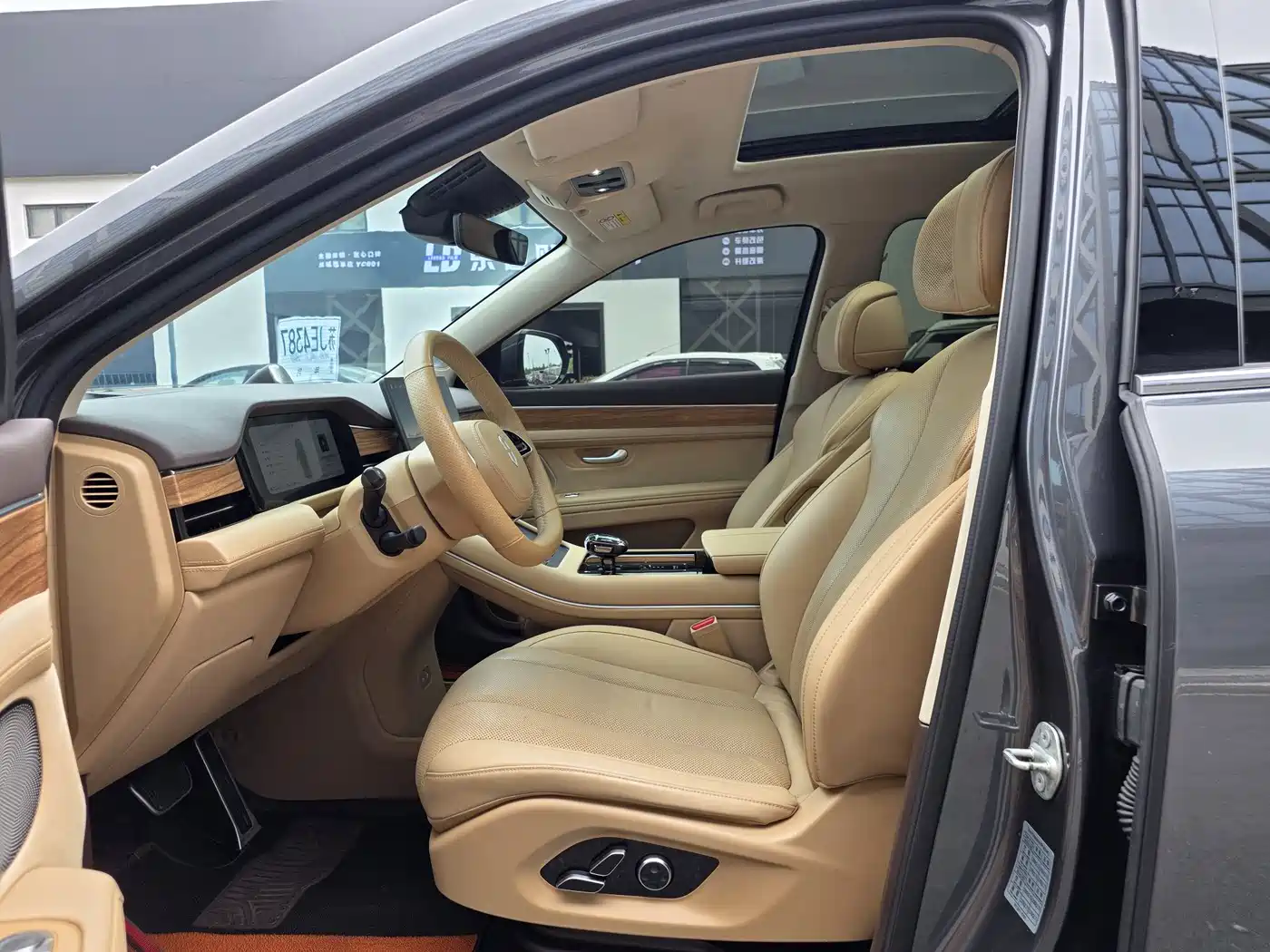 AITO Wenjie AITO M7 2024 1.5T Smart AWD Max 6-Seater фото 5
