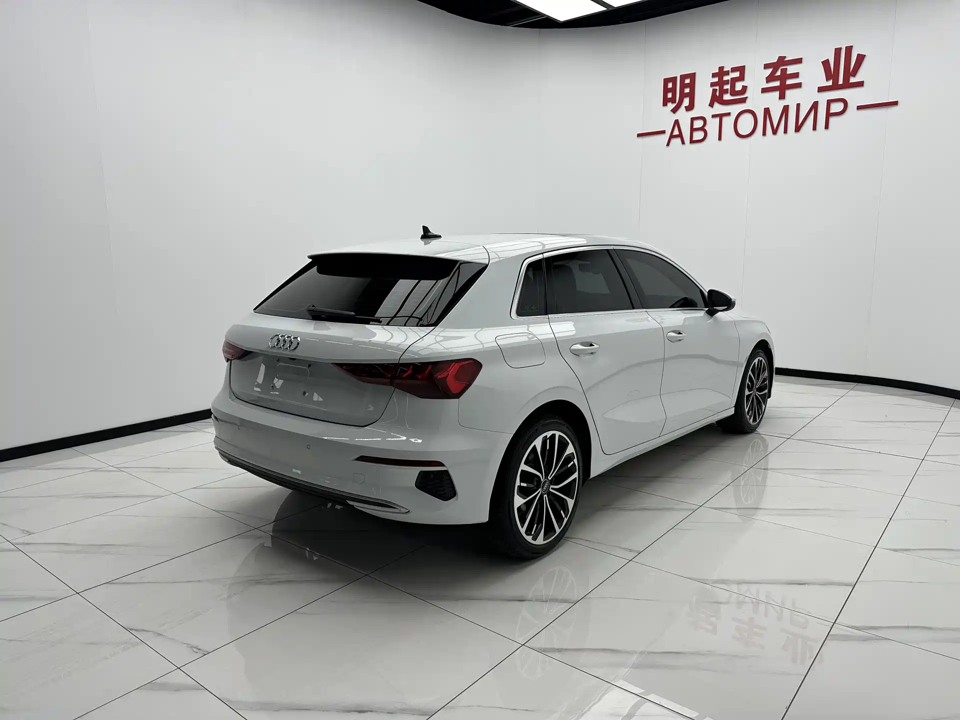 Фото 9 - Audi A3