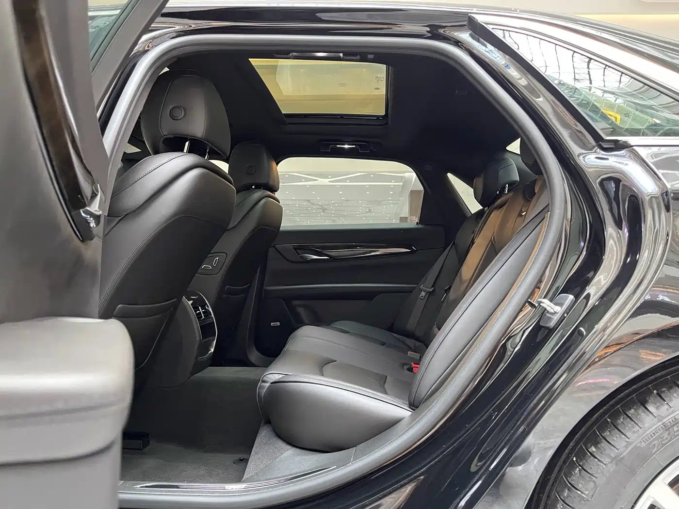 Cadillac CT6 2023 2022 28T Luxury