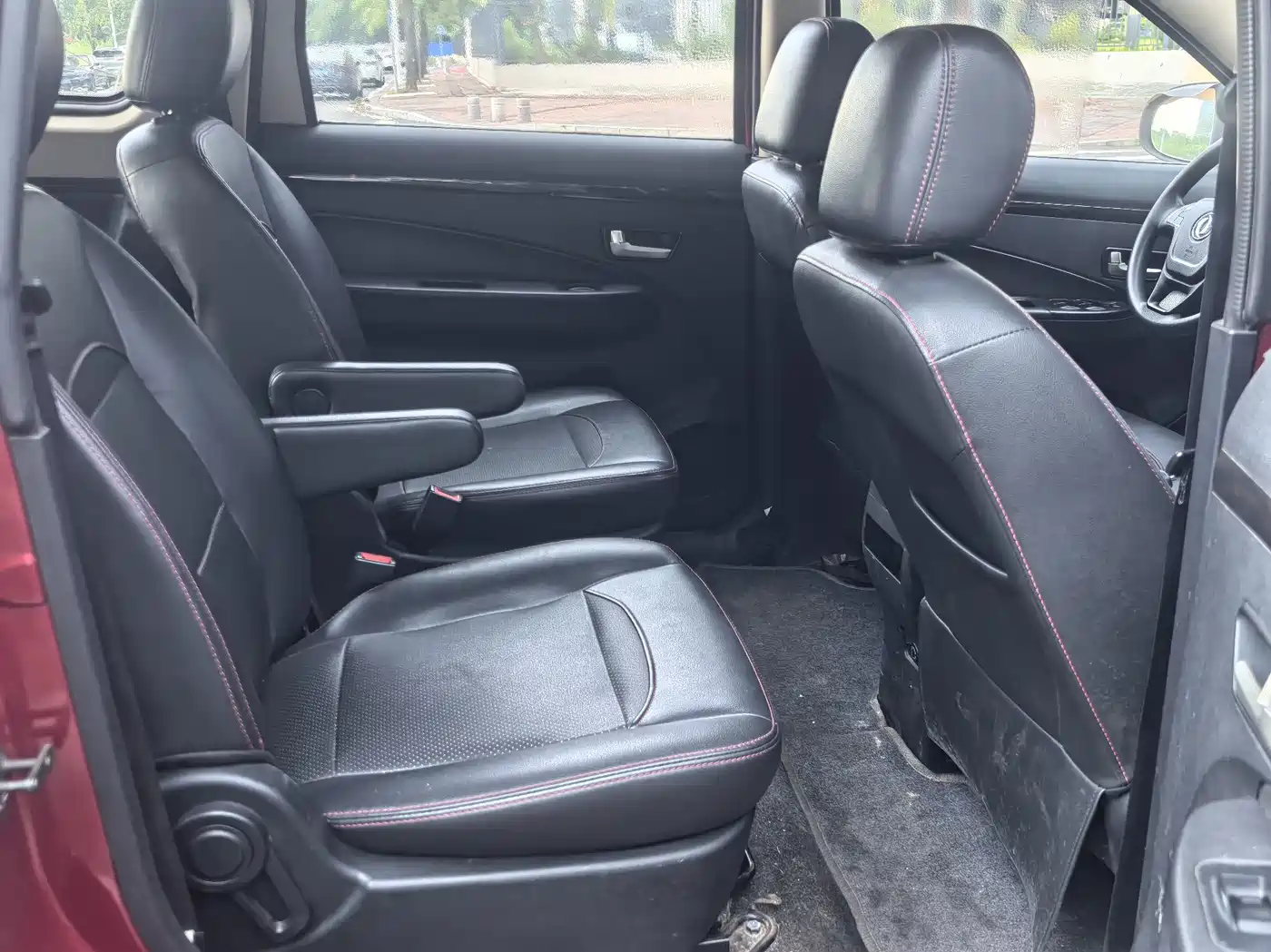 Dongfeng Fengguang Fengguang 360 2015 2015 Model 1.5L Manual Comfort 7-seater China IV