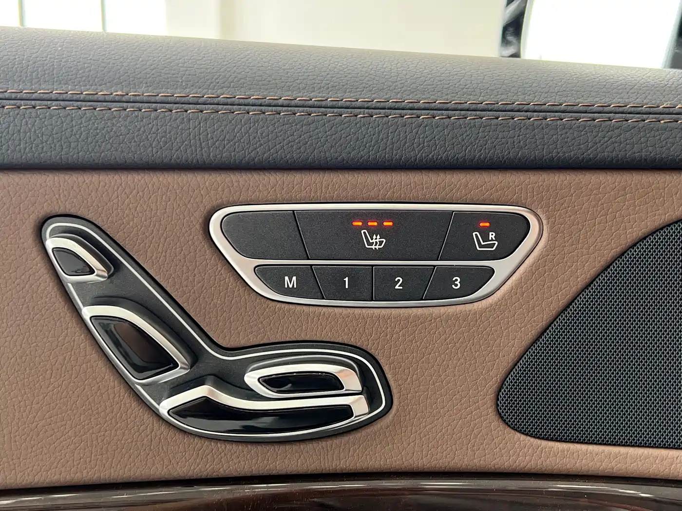 Mercedes-Benz S-Class 2019 S 350 L Premium Ultimate Edition фото 12