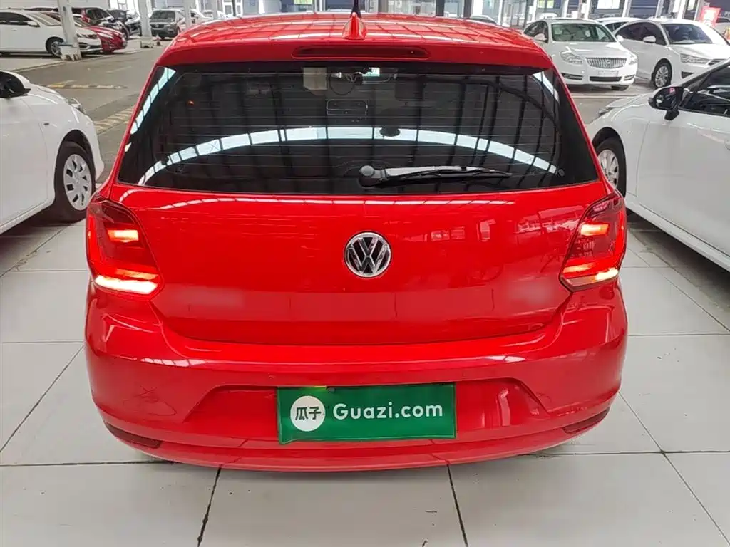 Volkswagen Polo 2016 1.6L Automatic Comfort фото 6