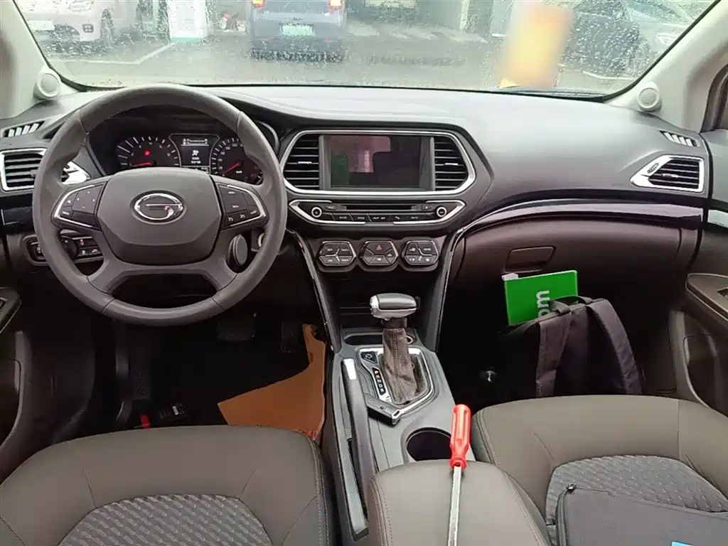 GAC Trumpchi Trumpchi GS4 2015 200T G-DCT Elite Edition фото 10